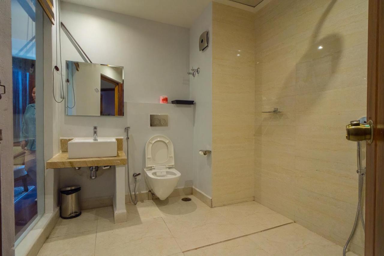 Āīzawl Emerald Hotel מראה חיצוני תמונה